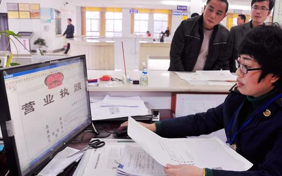 深圳公司法人變更需要什么材料？-開心財稅,多年經(jīng)驗,